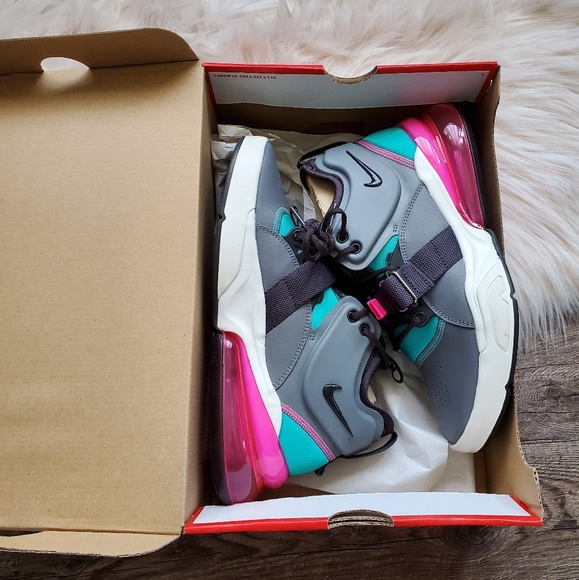 NEW Nike Air Force 270 - Picture 8 of 8